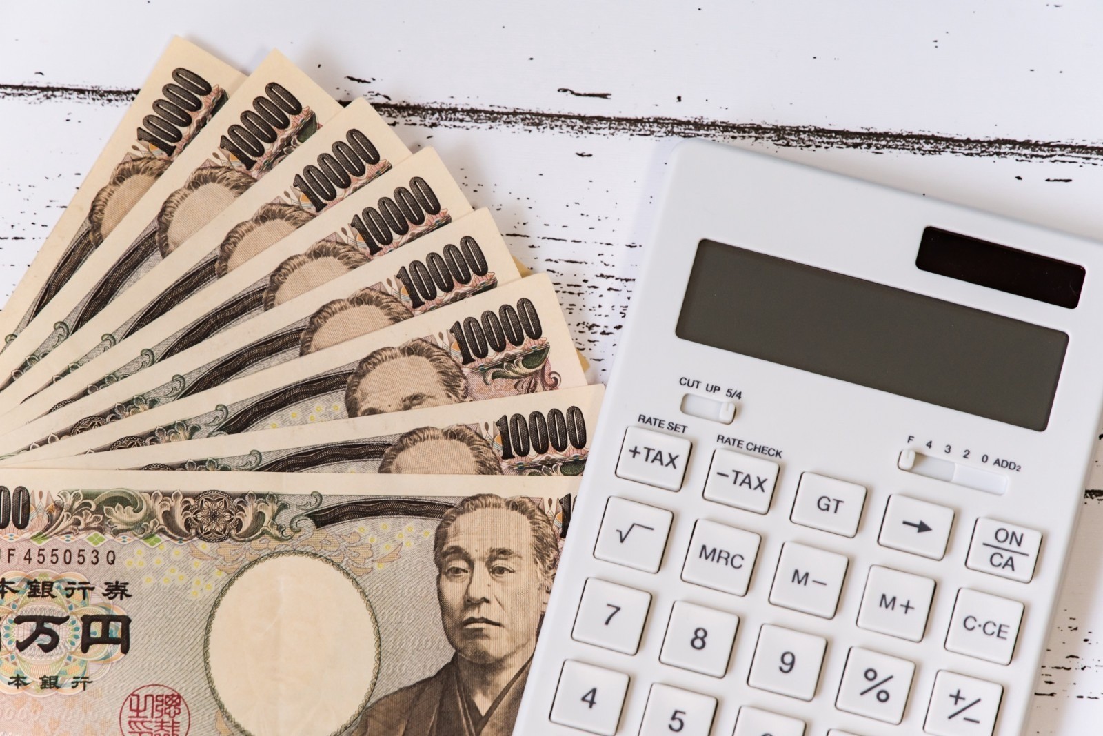 11 Tips to Save Money for Studying in Japan
